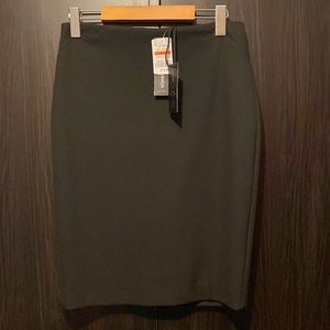 Le Chateau skirt NWT